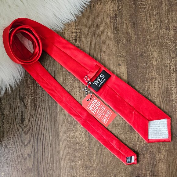 NWT! Solid Scarlet Red 100% Silk Standard Tie, 56” - Picture 3 of 5